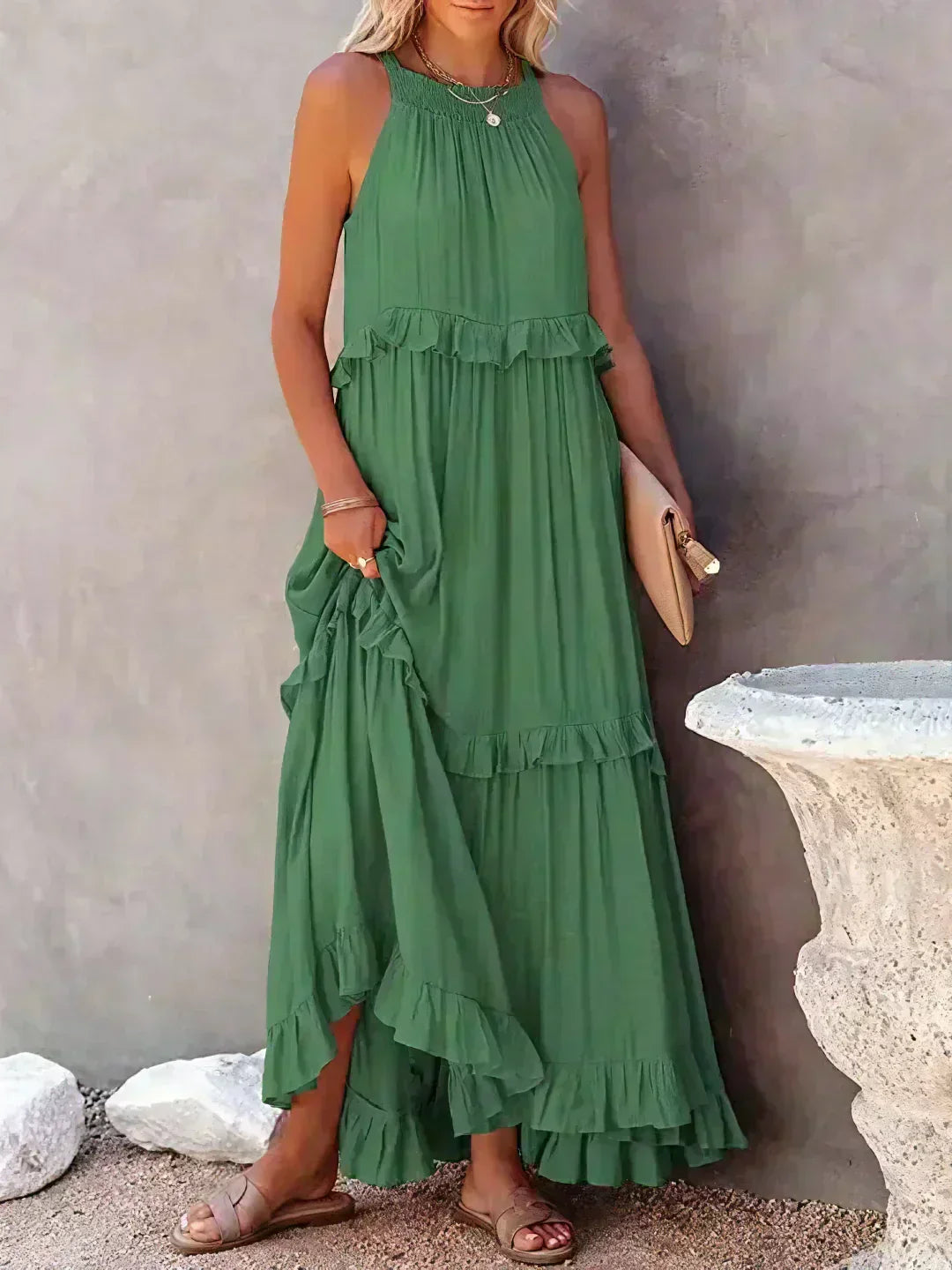ANNETA | ELEGANT DRESS WITH FRILLS