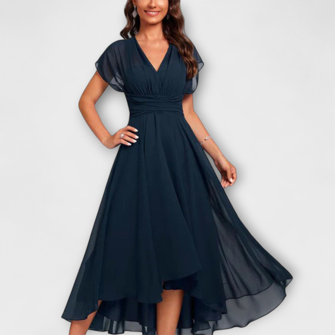 HAIDEY | FLOWING EVENING DRESS WITH V-NECKLINE