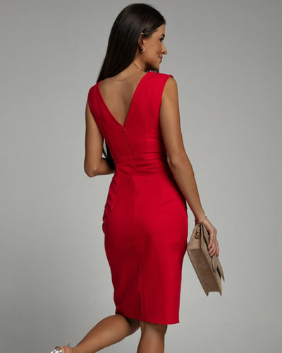 VALERIA | ELEGANT DRESS WITH V-NECKLINE