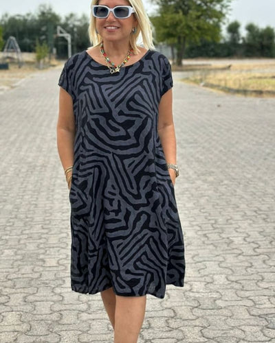 JIANNE | ELEGANT DRESS WITH PRINT