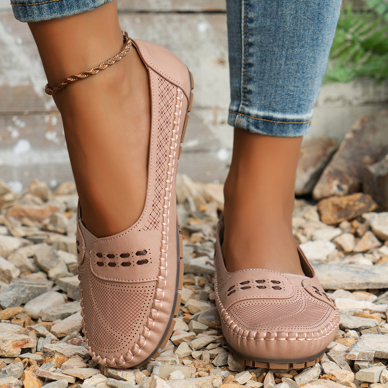MANDY | ORTHOPAEDIC, LIGHTWEIGHT AND COMFORTABLE SHOES