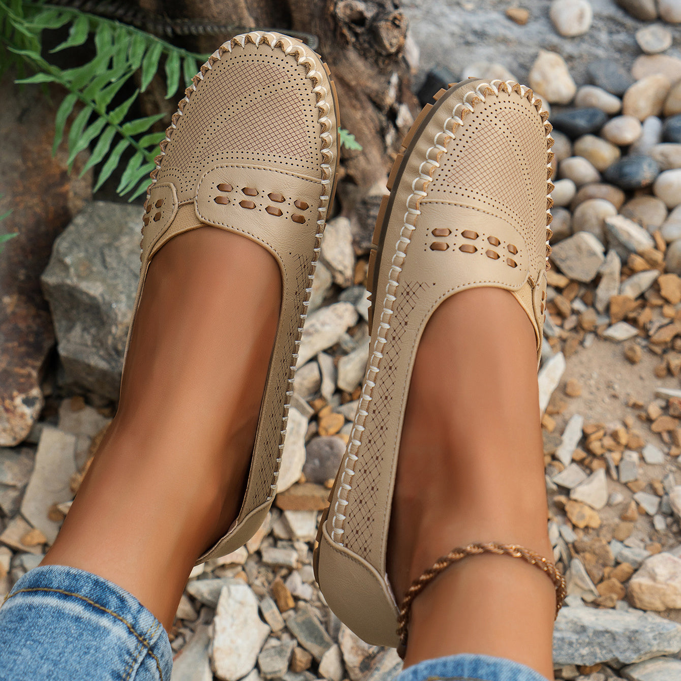 MANDY | ORTHOPAEDIC, LIGHTWEIGHT AND COMFORTABLE SHOES