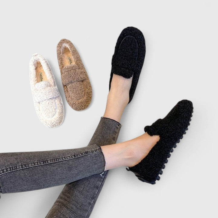 Maison Bennett | Warm Slippers with Elegant Design